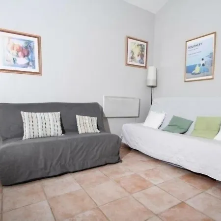 Dom wakacyjny House Le Prieure 3 Sablons (Gironde)